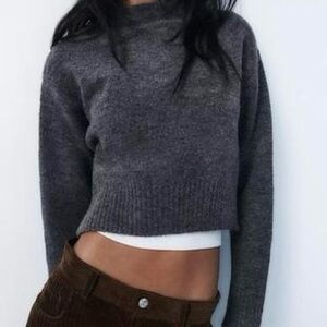 NWT Zara Cropped Charcoal Turtleneck Sweater